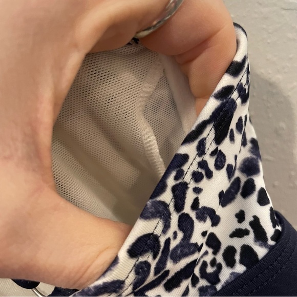 Athleta Zimbabwe Blousy Tankini Swimsuit Top - Picture 7 of 9